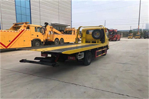 延吉非事故拖车